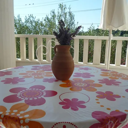 アパート Suzana Ždrelac