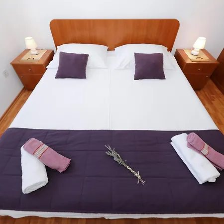 アパート Suzana *